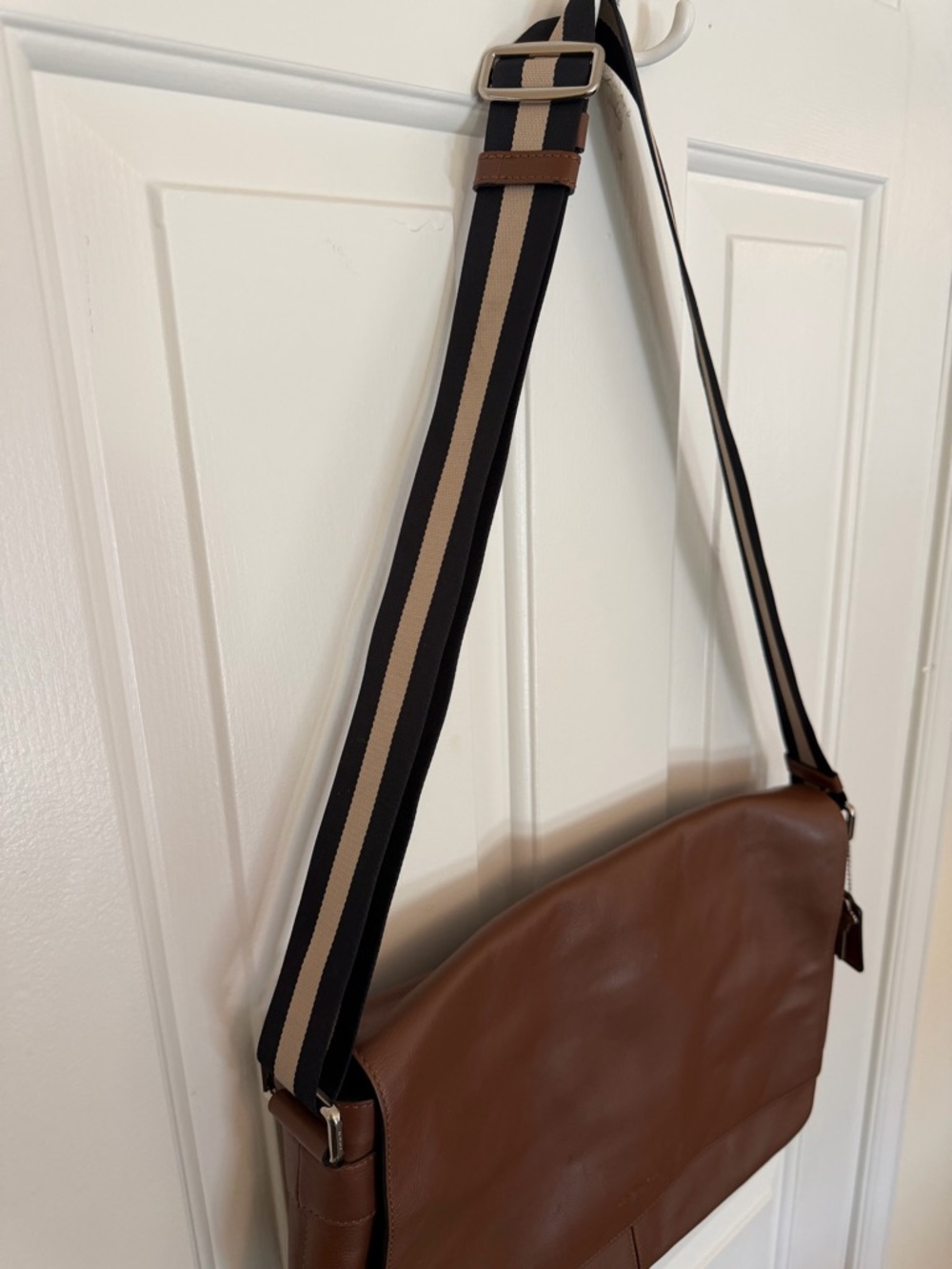 Coach Tan Leather Messenger Bag with Striped Strap - Picture 3 of 10